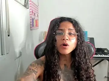 Free Porn Cam with Ama_music - Stripchat
