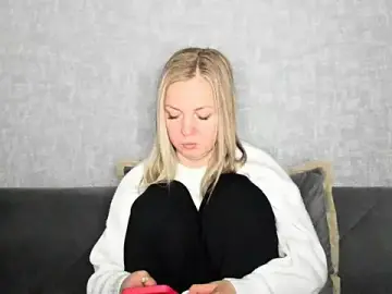 Adult Webcams with iam_Venus - Stripchat