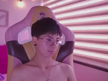 Adult Webcams with tommy_blue - Stripchat