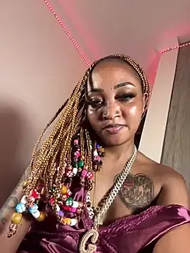 Live Sex Cam with Ruthlessvee - Stripchat