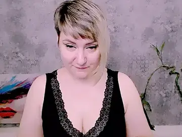 Best Webcam with Djullia - Stripchat