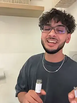 Live Porn with Gipsyboysteve - Stripchat