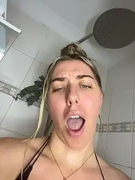 Sex Cam with Aussielulu - Stripchat