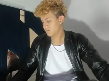 Best Webcam with Ian_Savage - Stripchat