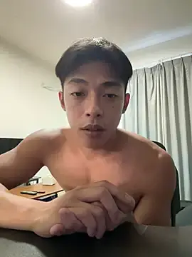 Sex Cam with Yooo17 - Stripchat