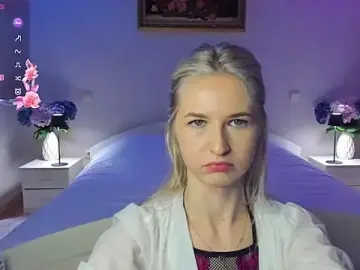 Adult Video Chat with Julie_Blaze - Stripchat