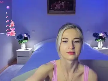 Free Porn Cam with Julie_Blaze - Stripchat