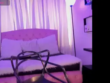 Live Sex Cam with Aurora_Ellis_ - Stripchat