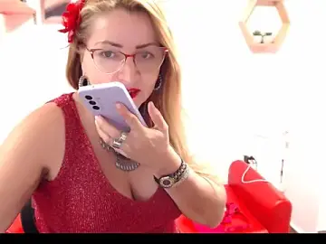 Sex Cam with DIVAX_MONSERRAT - Stripchat