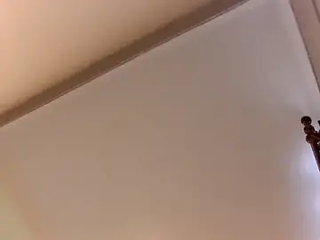 Nude Webcam with Denisutra777 - Stripchat