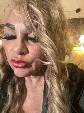 Watch Live Sex Cams with scarlett_sexx69 - Stripchat