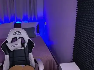 Best Webcam with karinahili - Stripchat