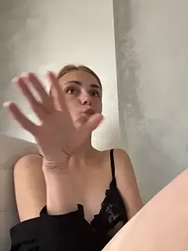 Nude Webcam with SandraCarter - Stripchat