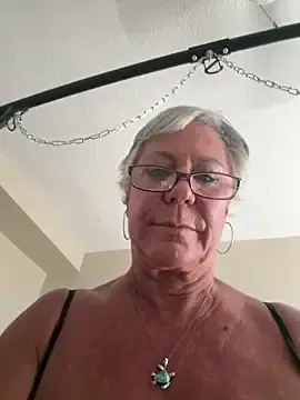 Nude Webcam with SilverRain_ - Stripchat