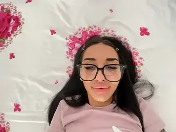 Free Live Porn with BlueEyes_BB - Stripchat