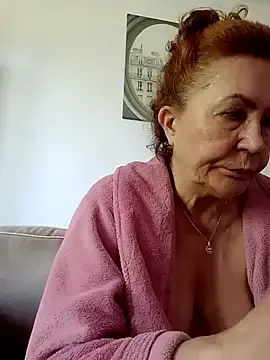 Watch Live Sex Cams with Hottie-Mom - Stripchat