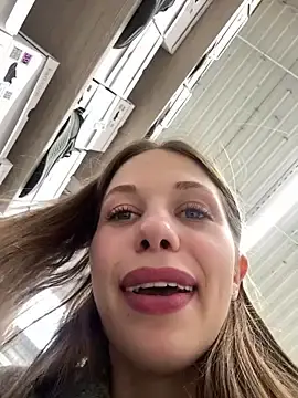 Live Sex Cam with Olivia_Jemison - Stripchat