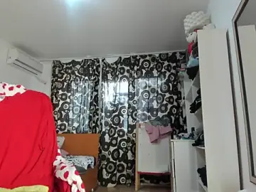 Best live sex cam show with fancy_casssie - Stripchat