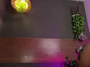 Free Live Porn with GinebraaFox_ - Stripchat