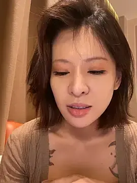 Sex Chat with Sunflower-77 - Stripchat