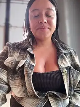 Live Sex Cam with _Mia-Safety_Inspector - Stripchat