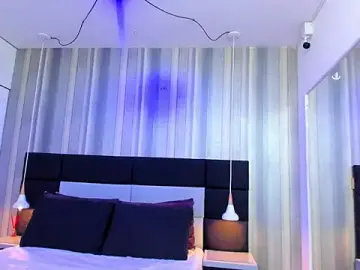 Sex Chat with tiffanykanox - Stripchat