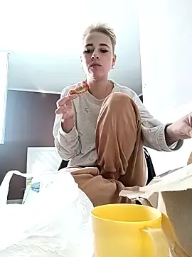 Watch Live Sex Cams with Gussie_Bridie - Stripchat