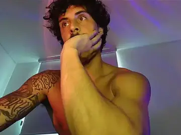 Watch Live Sex Cams with milkoffe - Stripchat