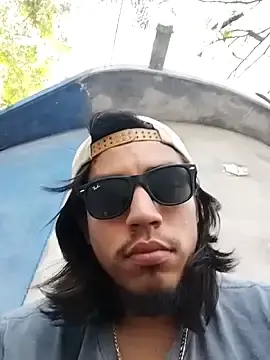 Adult Video Chat with AlexAlejandro13 - Stripchat