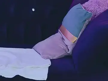 Adult Video Chat with BlondieXStar - Stripchat