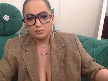 Free Porn Cam with BustyAllyy - Stripchat