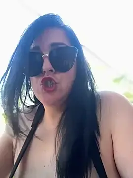 Adult Webcam with DreamFor_America - Stripchat