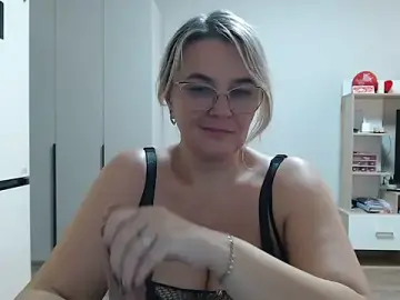 Nude Webcam with EleanoraDream - Stripchat