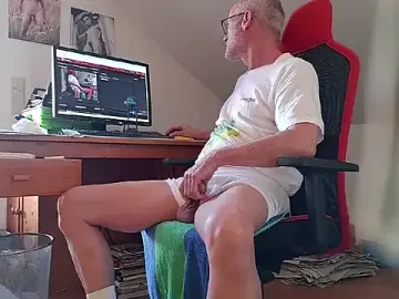 Live Sex with BerndisCam - Stripchat