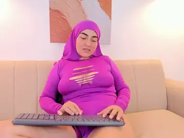 Free Live Porn with Malika_Noor - Stripchat