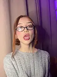 Free Live Porn with HoneyWeebsss - Stripchat