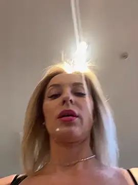 Free Porn Cam with VikaBunny1 - Stripchat