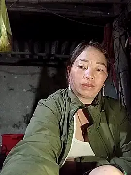 Sex Chat with Yellow-pink - Stripchat