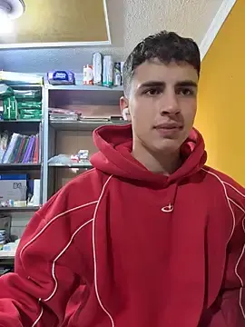 Free Porn Cam with AdrianRinaldi - Stripchat