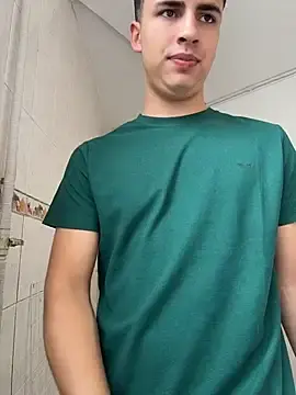 Live Sex with AdrianRinaldi - Stripchat