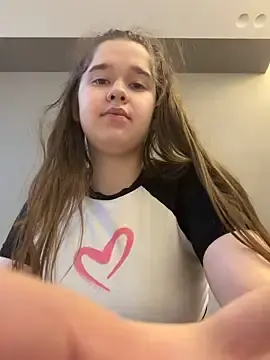 Live Porn with HornyGirlH - Stripchat