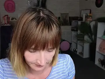 Free Live Porn with Nika_Kitten - Stripchat