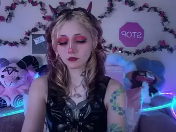 Best Webcam with _Devill_Baby - Stripchat