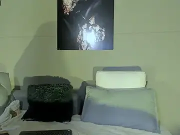 Adult Webcams with nicolvibes_212 - Stripchat