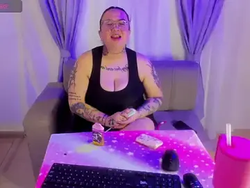 Sex Cam with MiaYMolly - Stripchat