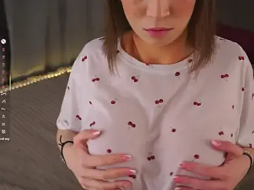 Live Porn with MarenGoodrich - Stripchat