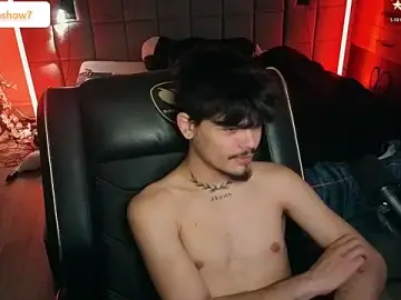 Live Porn with JordanShow - Stripchat