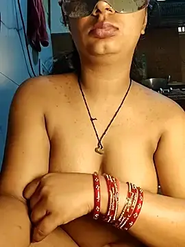 Live Sex Cam with ZeharSiAda - Stripchat