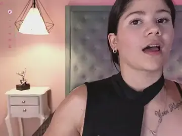 Free Live Porn with arianaacarter - Stripchat