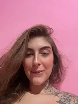 Adult Video Chat with miiabellovic - Stripchat